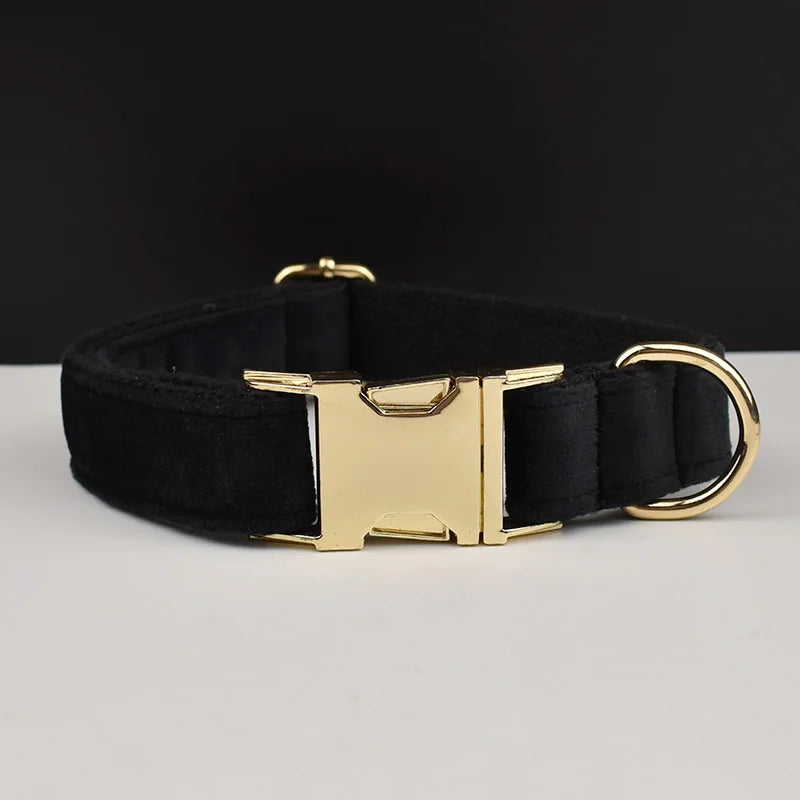 Luxury Velvet dog collar with options to add on detachable bow and lead